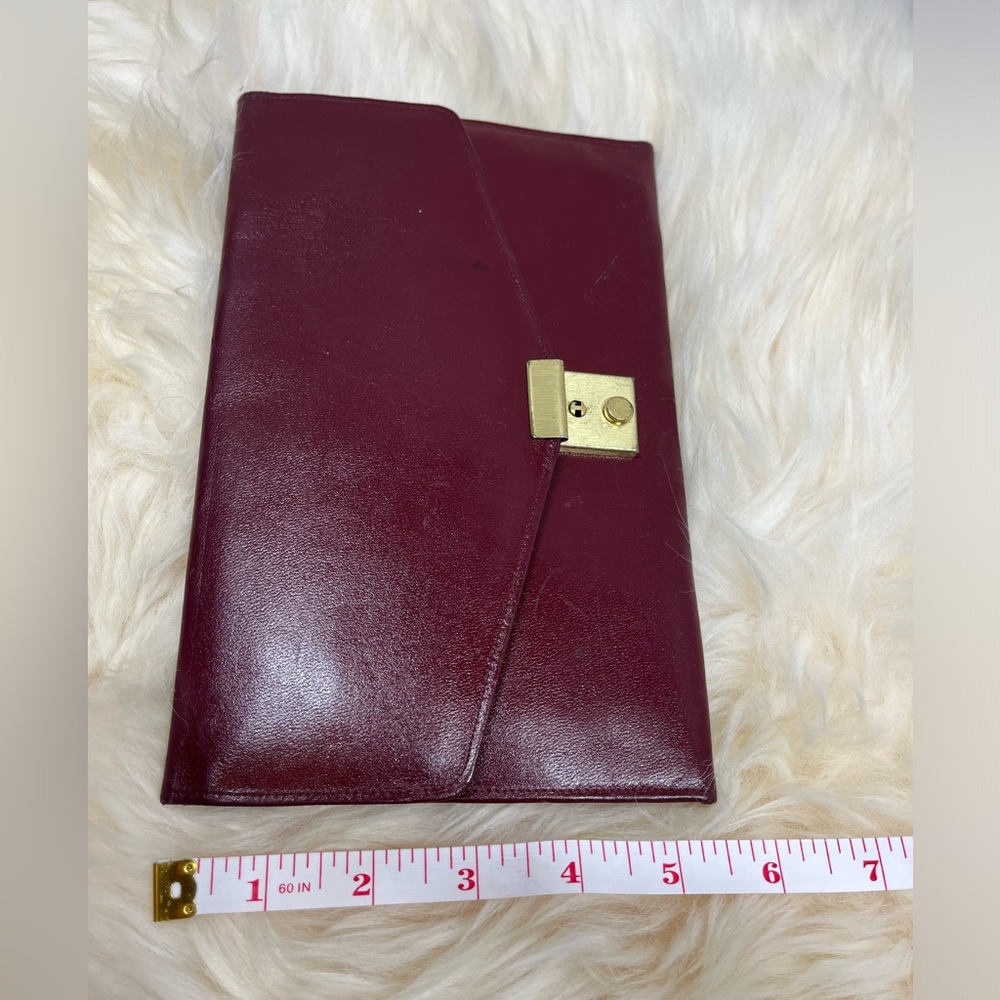 Vintage Genuine Burgundy leather Made in England Passport/ Travel Wallet - Picture 10 of 11